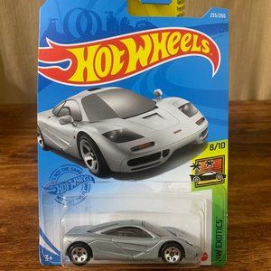 Hot Wheels Exotics McLaren F1 - Mattel